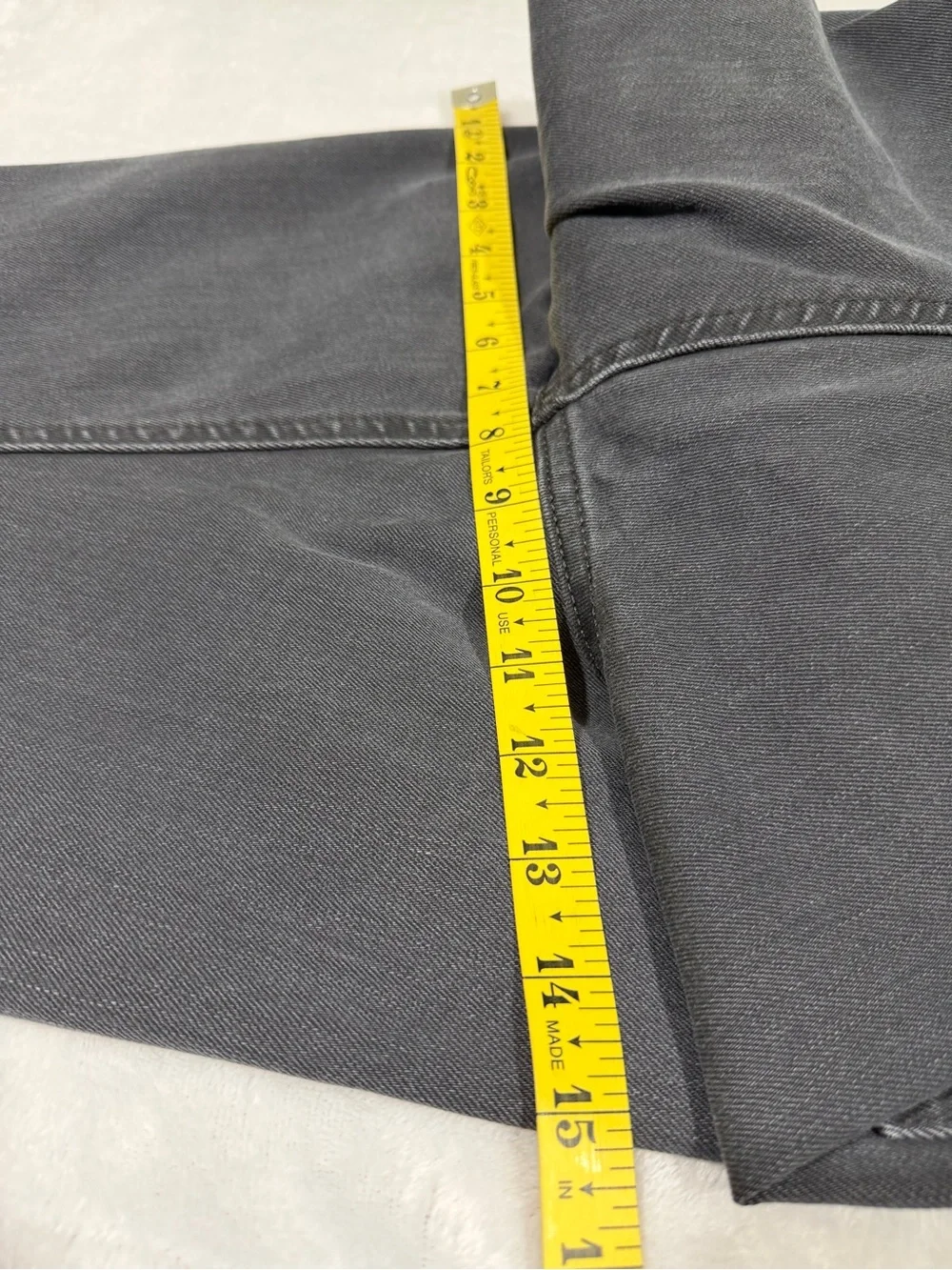 Levis straight leg